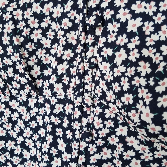 NWT Abercrombie and Fitch Long Sleeve Navy Blue Floral Mini Dress - Picture 4 of 5